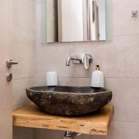 Вилла Licaj
